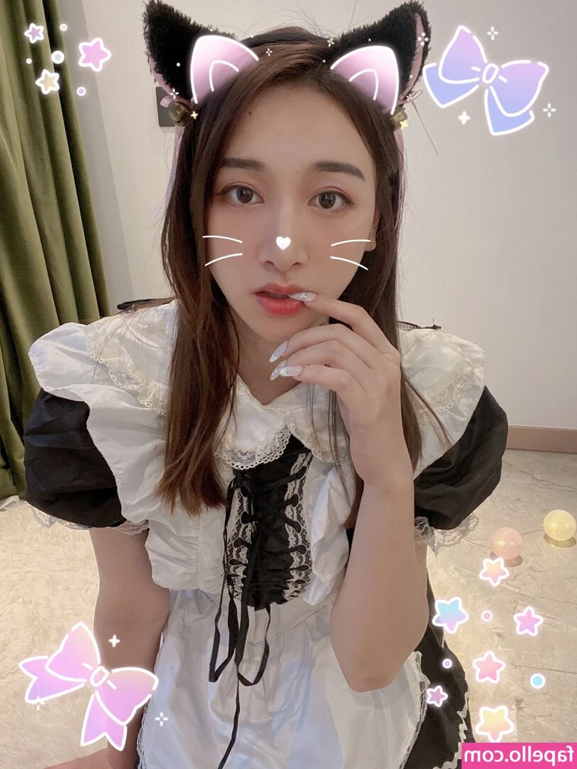 映雪Inshy [ inshy ] - selfie before i went outside ~ selfie sebelum keluar rumah 😚  Have