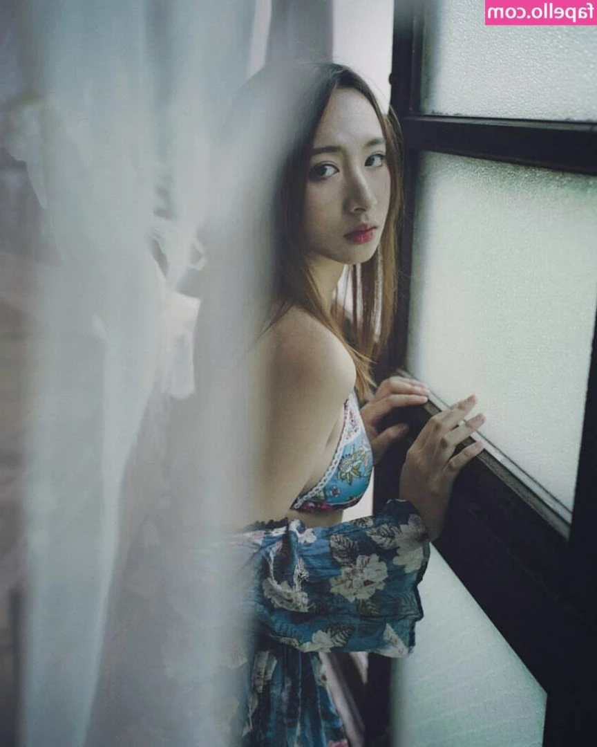 映雪Inshy [ inshy ] - Red lingerie