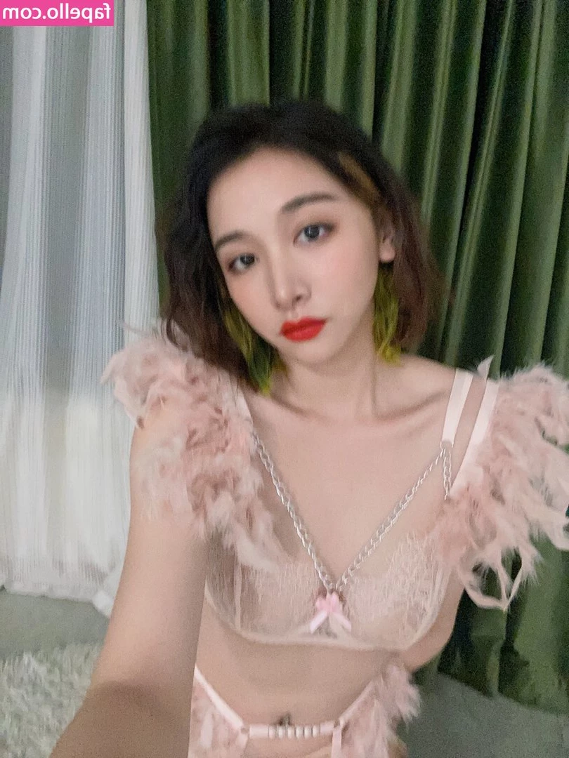 映雪Inshy [ inshy ] - $1 Tip = 1 Pussy Pic