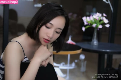 映雪Inshy [ inshy ] - Here s the BIRTHDAY suit again  I mean body suit  But can you even