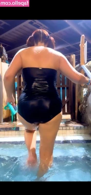 Hey Pooks [ hey-pooks ] - This week i Trained @wet_denise For her FIRST anal try i give her a