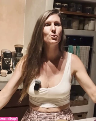Sabibo - Love getting car head  who wants to suck me up and be in my next video