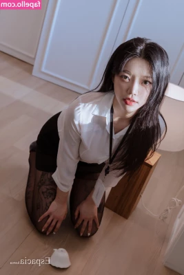 wmookies - Surrendering to me is pure fucking ecstasy.. You know it all too well.