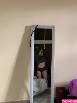 vivianabueno13 - Worship it, im fucking waiting 🙄