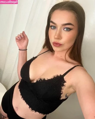 Gidgetcosplay - Time to lotion up
