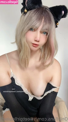 sweetgirllouisefree - Classy… but still a hoe 🤭