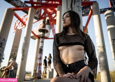 Maya Woulfe [ maya-woulfe-2 ] - Good morning subs  time to get up and serve