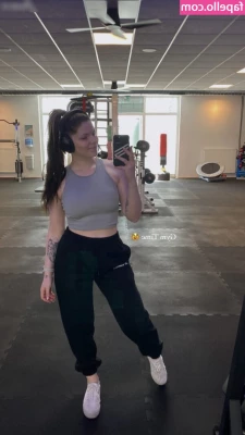 Joeel56 - This right here is why we’re always late to the gym 😅