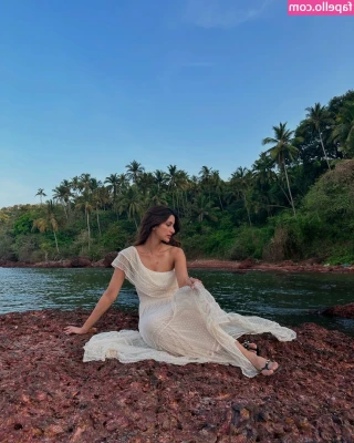 Diksha J Singh [ diksha-j-singh ] - Best way to wake up!!  Now I’m sure you know how to make your