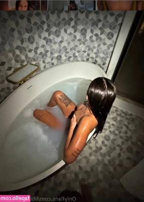 libbymae2468 [ libbymae2468-1 ] - Throwback to when I had my nips pierced  So ready to get them done