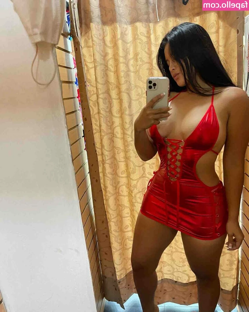 Alejandra Quiróz [ alejandra-quirz ] - Happy titty Tuesday