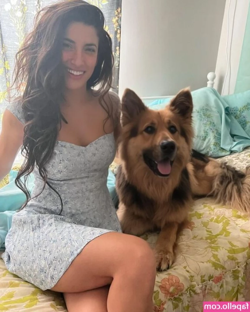 Tania Raymonde [ tania-raymonde ] - Taking DICK RATES later tonight ! If I owe u a dick rate send me a
