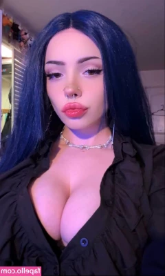 Emma Langevin [ emma-langevin-57 ] - My first ever real thirst trap   Highschoolbody