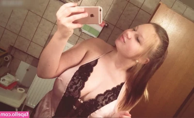 Xenia Tina Marie [ xenia-tina-marie ] - Your proper POV 💋