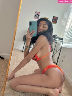 Wetcream - big girl dick energy