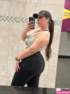brandoki - I love when daddy teases me with just the tip   do you love anal as