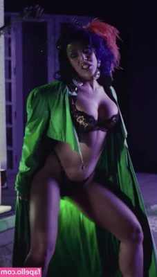 Doja Cat [ doja-cat ] - Check inbox for : Stepmommy 💋💋in the hotel for over 30 mins to
