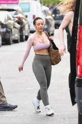 Doja Cat [ doja-cat ] - Just so you all know I won t be posting for a bit  I m having a