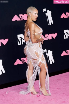 Doja Cat [ doja-cat ] - Booty shots for breakfast  anyone