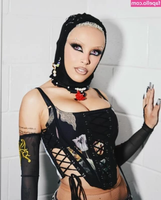Doja Cat [ doja-cat ] - if you haven t seen all my videos  Send me a DM and I ll send them to