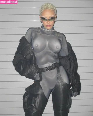 Doja Cat [ doja-cat ] - Who s going to volunteer to be my plaything today