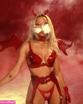 Doja Cat [ doja-cat ] - pov  you walk in  I have my cheeks spread  wyd