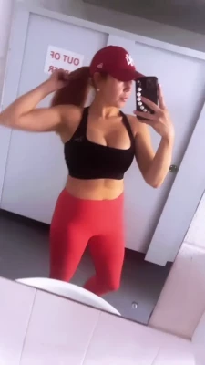 Hayley Pearce [ hayley-pearce ] - first post   let s get freaky