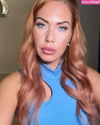 Hayley Pearce [ hayley-pearce ] - Hey Daddy  I d love to be riding you right now  Message me and tell