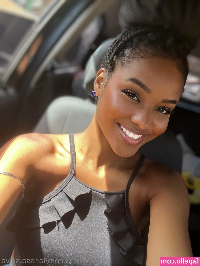 larissa.siilva [ larissa-siilva ] - Late night play session   Let s cum together  When video hits  20 in