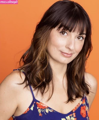 Heather Alyse Becker [ heather-alyse-becker-1 ] - do you like my glasses?