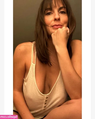 Heather Alyse Becker [ heather-alyse-becker-1 ] - Woke up this morning feeling like a long bodied predator   enjoy this