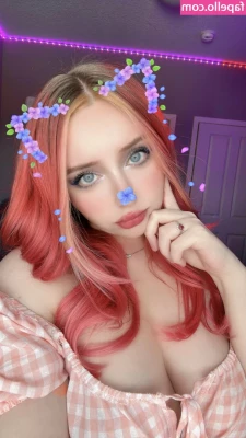 Ashtronova [ ashtronova-1 ] - I like it when you beg me to kiss me