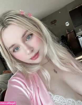 Ashtronova [ ashtronova-1 ] - The way she threw that ass back    ashpinks