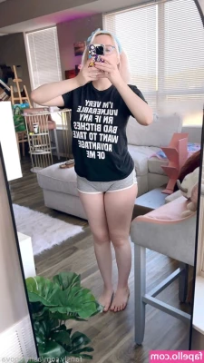 Ashtronova [ ashtronova-1 ] - Billy Johnson is trying to sell me. Any buyers? 🤣🤣🤣