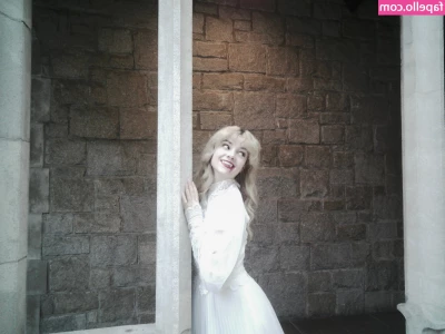 Mina Kess [ mina-kess ] - My working cam stopped working   Can u help me to get a new one so i