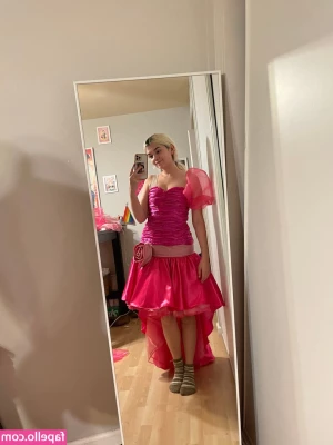 Mina Kess [ mina-kess ] - free fetish friendly hoe     Https onlyfans com cristycakesfree     