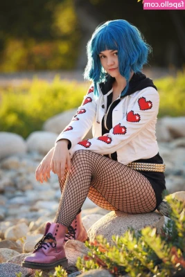 Mina Kess [ mina-kess ] - I’ve got a naughty secret message me to find out 😜