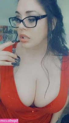 missleanalee - Morning ☀️ I love bananas for breakfast! 💋🍌💦 Healthy,