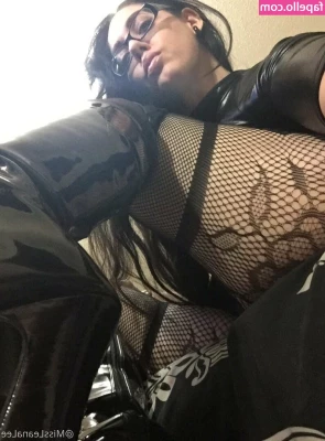 missleanalee - Since I m still under the weather  I figured I could entertain y all
