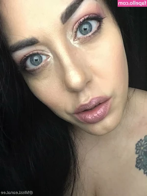 missleanalee - Took these booty pics for you this morning  Ever so grateful for our