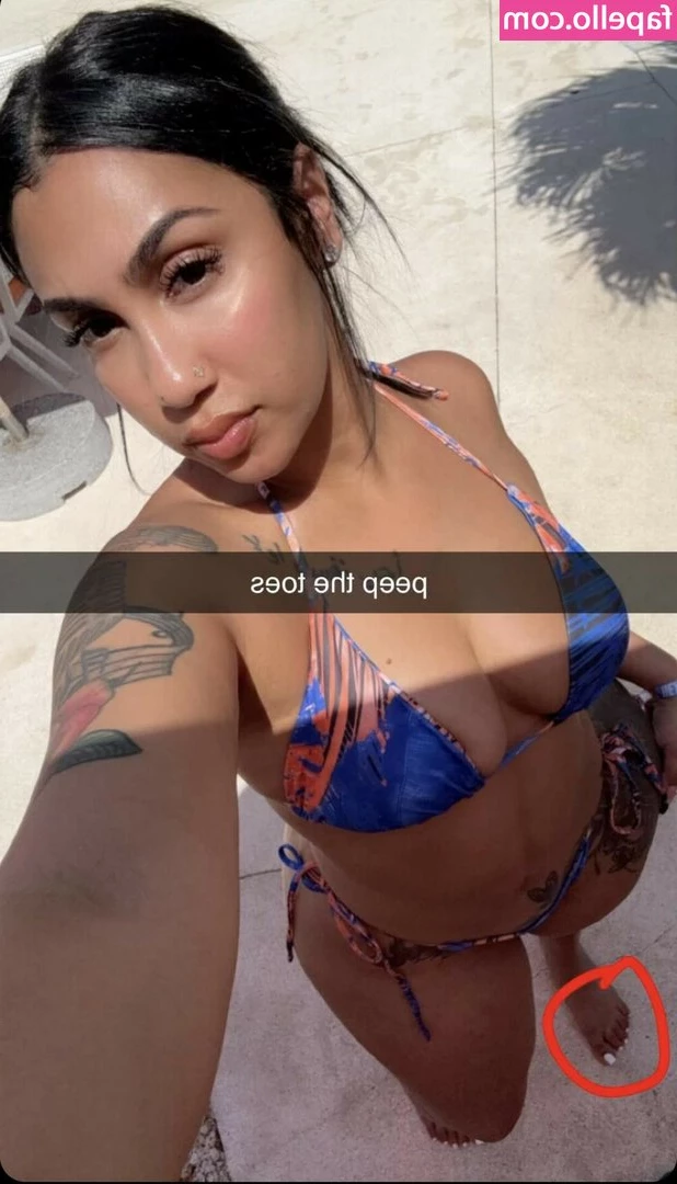 Queen Naija [ queen-naija ] - My photoset from today! I just love it when I don't have to wear much!