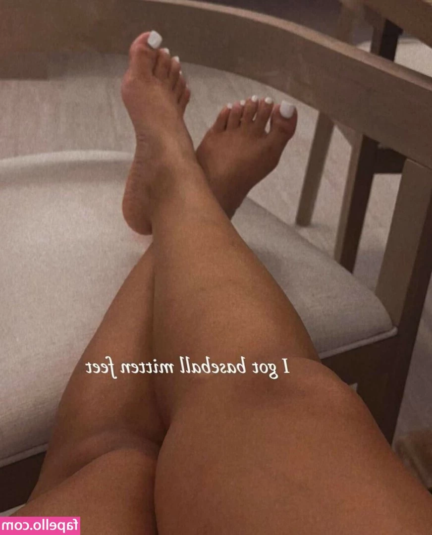 Queen Naija [ queen-naija ] - Kako volim da ih oslobodim u svakom trenutku  How I love to release