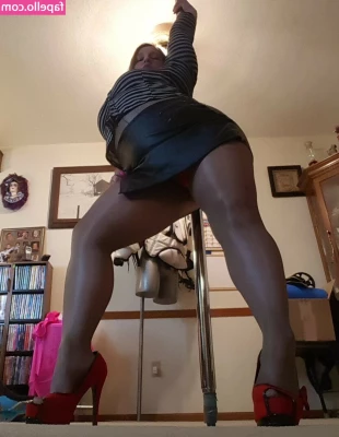 Nylonsandsocks - Want to licking my perfect   And my hairy armpits  I know it s one of