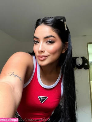 lucianaacosta0 - Hey nerds,  Here is a 1 minute teaser for the video that’s going to