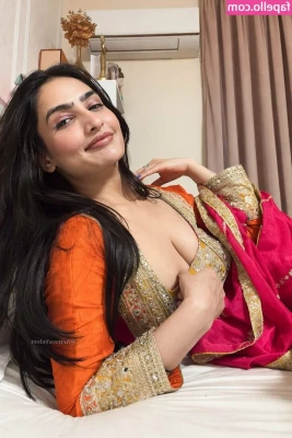 Sassy Poonam [ sassy-poonam-3 ] - DM me to buy an exclusive masturbation video including a real orgasm
