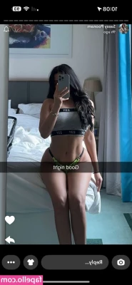 Sassy Poonam [ sassy-poonam-3 ] - here are some nudes and also lingerie photos 💚 can you tell that I
