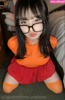 smilingcici - 希希她招牌內內祝你們聖誕節快樂😍😍