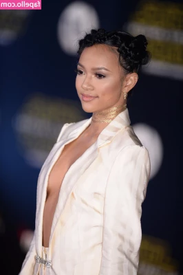 Karrueche Tran [ karrueche-tran ] - Doing a live show tonight 💖💕🥰