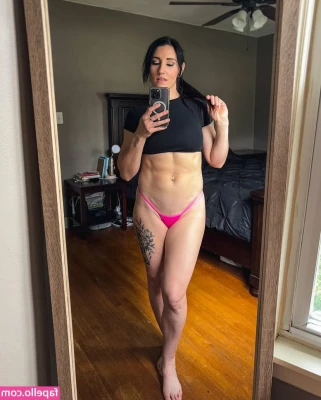 Lesley Cusumano [ lesley-cusumano ] - Riding your dick would be better than this silly dildo