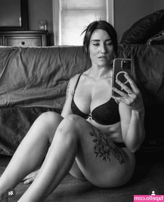 Lesley Cusumano [ lesley-cusumano ] - Send  100 you shit stain